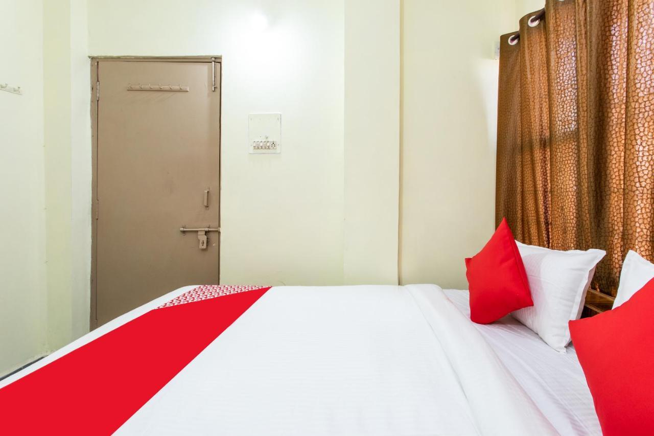 Oyo 24844 Hotel Samrat Bhopal Buitenkant foto