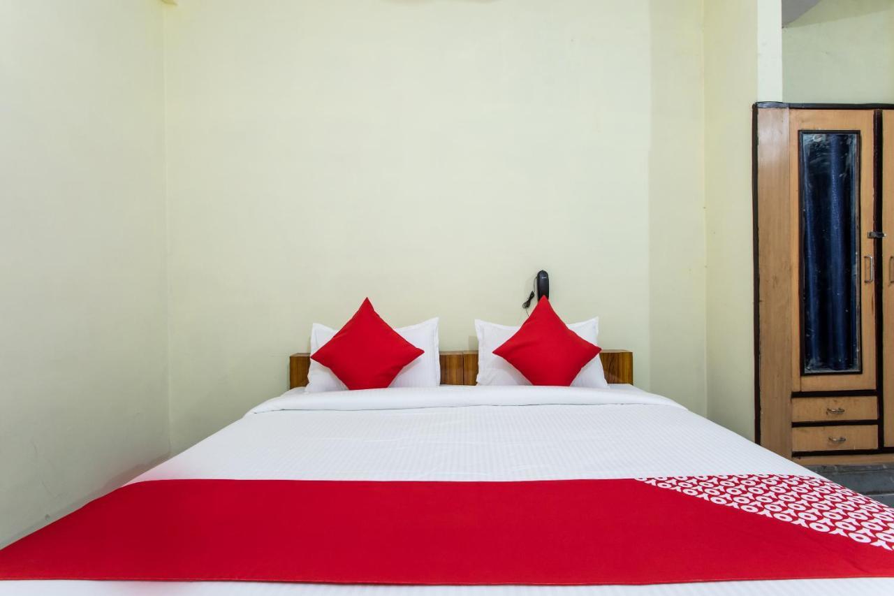 Oyo 24844 Hotel Samrat Bhopal Buitenkant foto