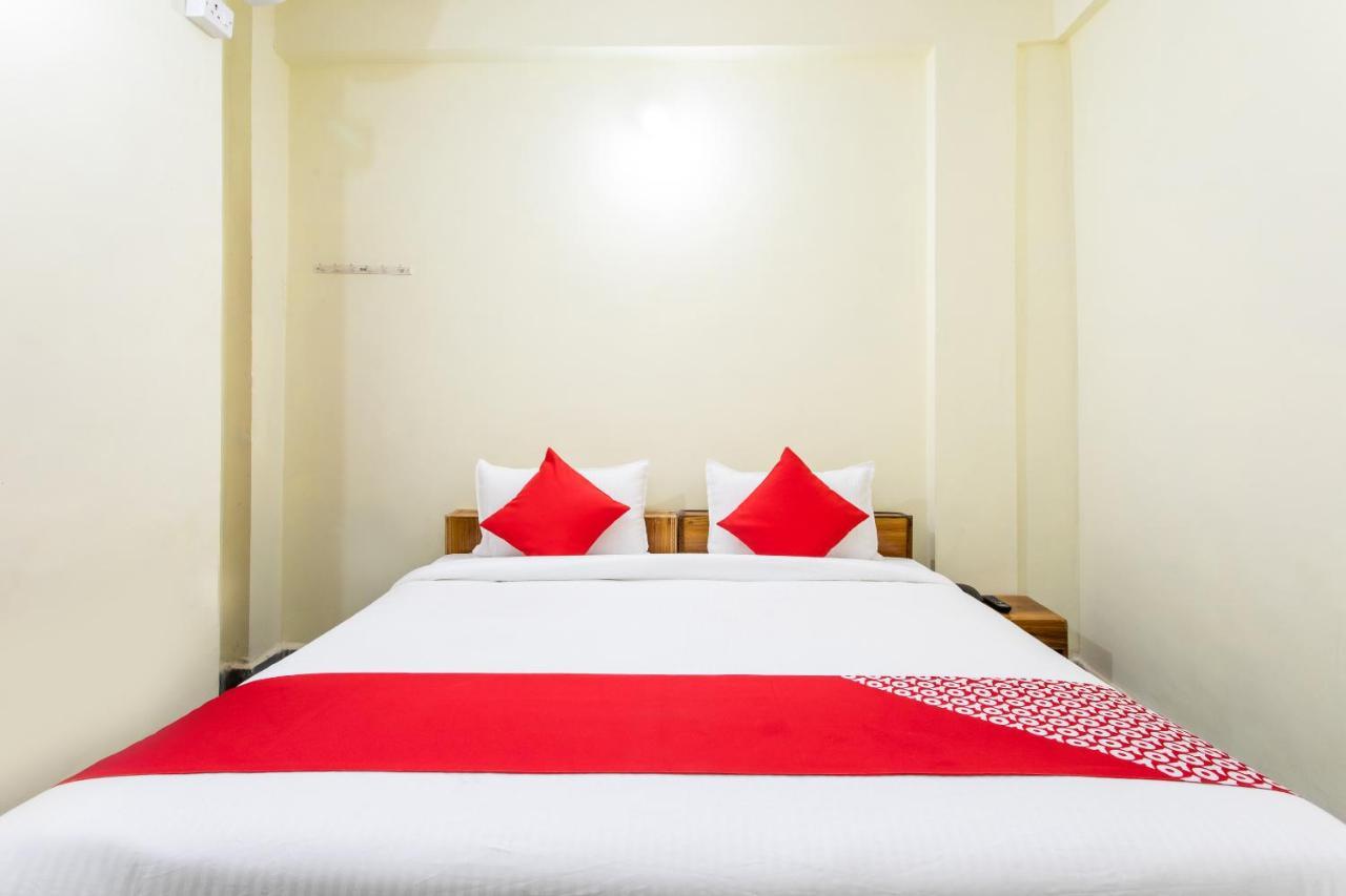 Oyo 24844 Hotel Samrat Bhopal Buitenkant foto