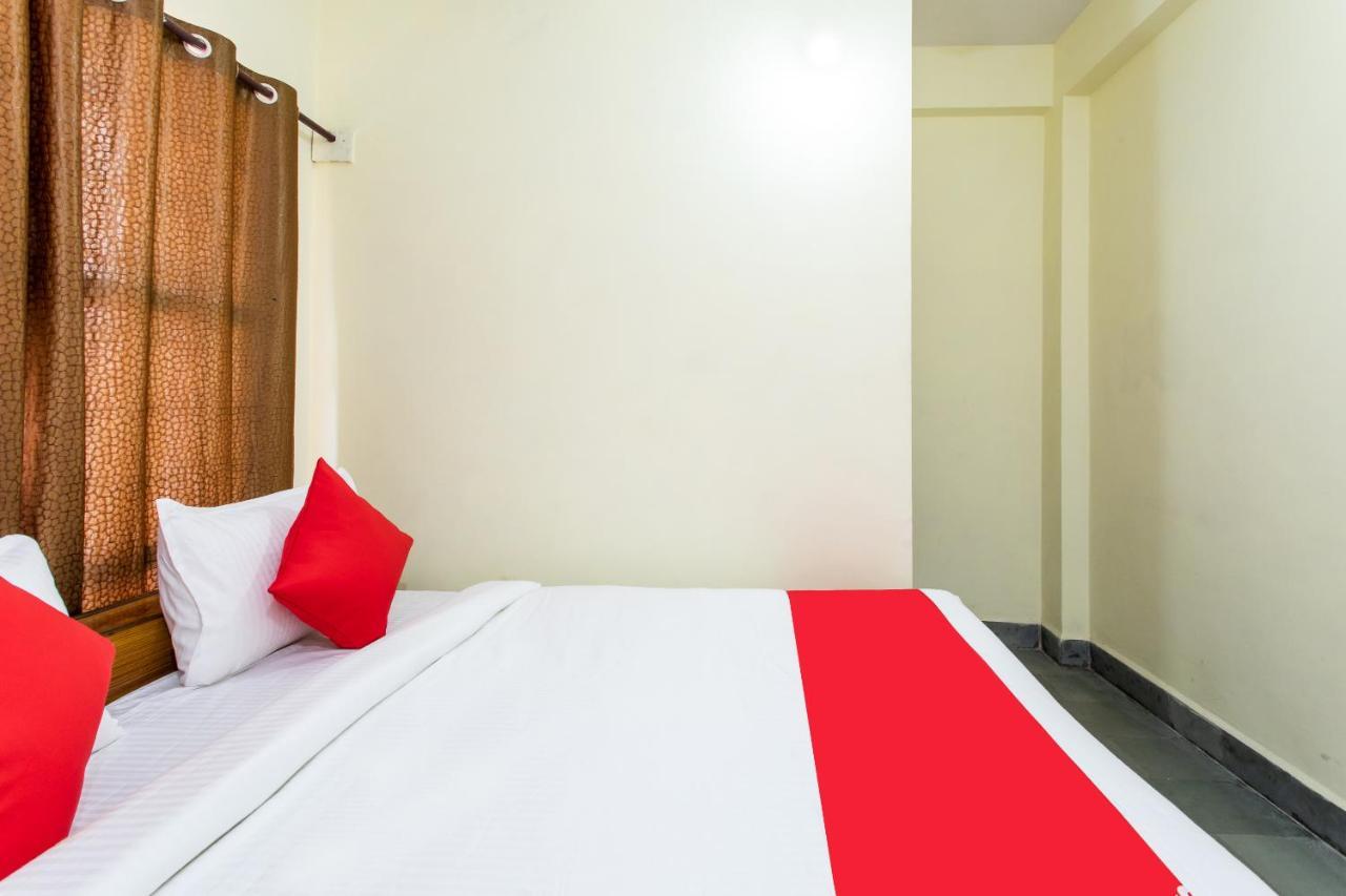 Oyo 24844 Hotel Samrat Bhopal Buitenkant foto